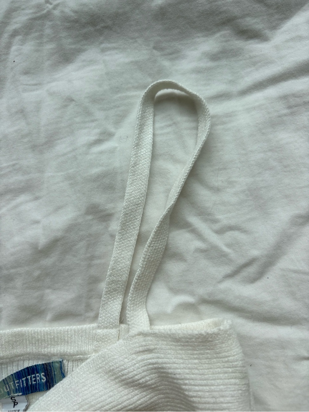 Urban Outfitters White Ribbed Twist-Front Cropped Cami Top Size S - Picture 6 of 12